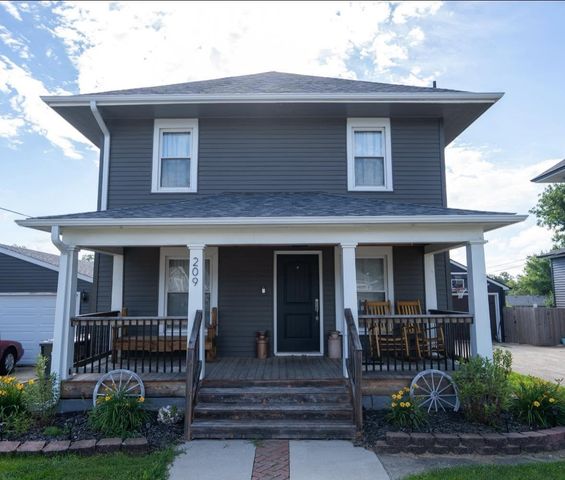 209 S High Street, Baxter, IA 50028