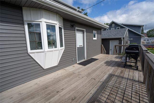 209 S High Street, Baxter, IA 50028