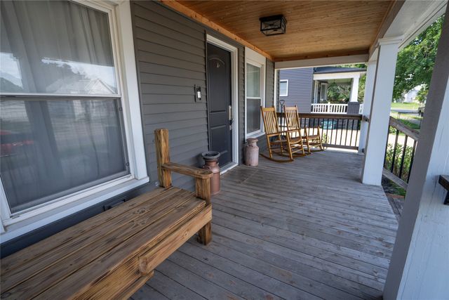 209 S High Street, Baxter, IA 50028