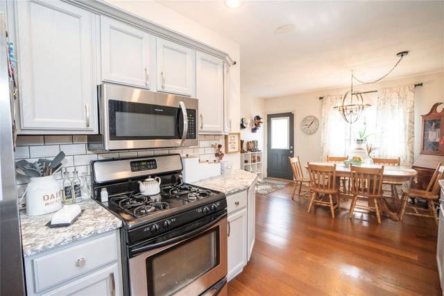 209 S High Street, Baxter, IA 50028