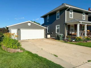 209 S High Street, Baxter, IA 50028