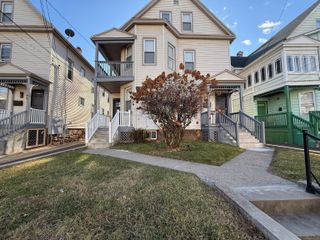 45 Mahl Avenue, Hartford, CT 06120