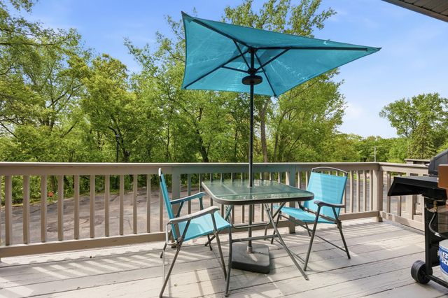 103 30th Avenue NW, New Brighton, MN 55112