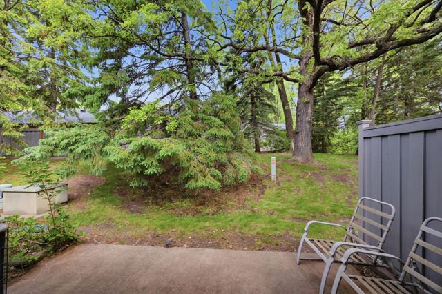 103 30th Avenue NW, New Brighton, MN 55112