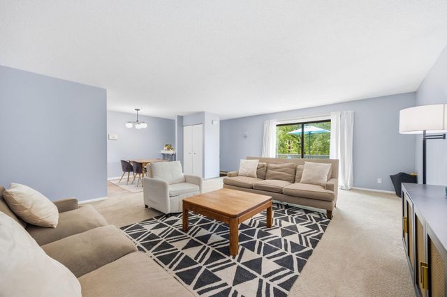 103 30th Avenue NW, New Brighton, MN 55112