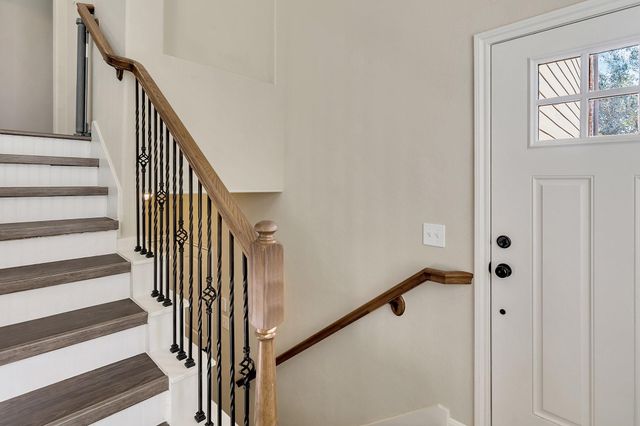 222 Cheswood Forest, Montgomery, TX 77316