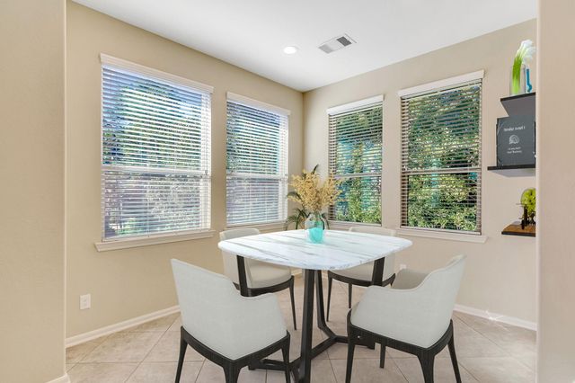 222 Cheswood Forest, Montgomery, TX 77316