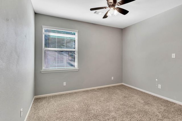 222 Cheswood Forest, Montgomery, TX 77316