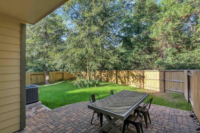 222 Cheswood Forest, Montgomery, TX 77316