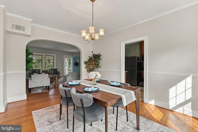 227 HOPKINS RD, Baltimore, MD 21212