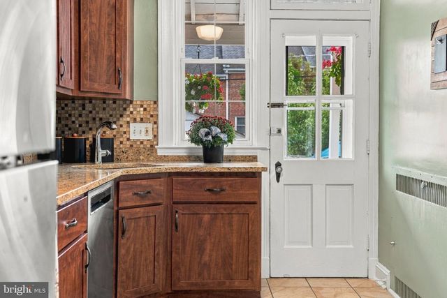 227 HOPKINS RD, Baltimore, MD 21212