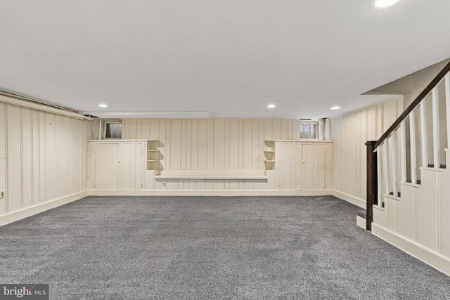 227 HOPKINS RD, Baltimore, MD 21212