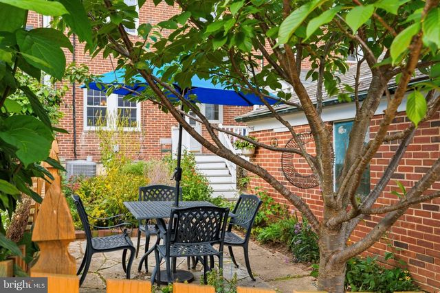 227 HOPKINS RD, Baltimore, MD 21212