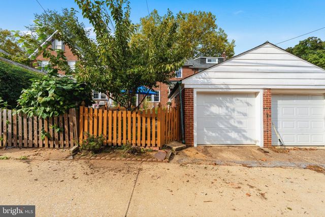 227 HOPKINS RD, Baltimore, MD 21212