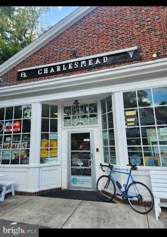 227 HOPKINS RD, Baltimore, MD 21212