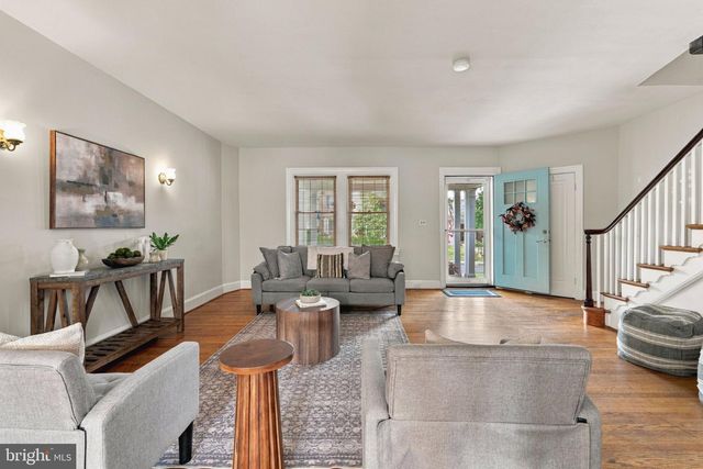 227 HOPKINS RD, Baltimore, MD 21212