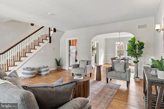 227 HOPKINS RD, Baltimore, MD 21212