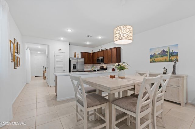 22093 E Cirrus Street, Red Rock, AZ 85145