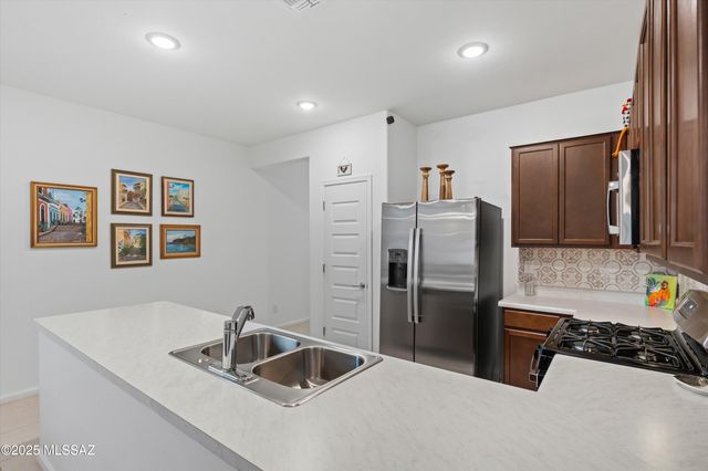 22093 E Cirrus Street, Red Rock, AZ 85145