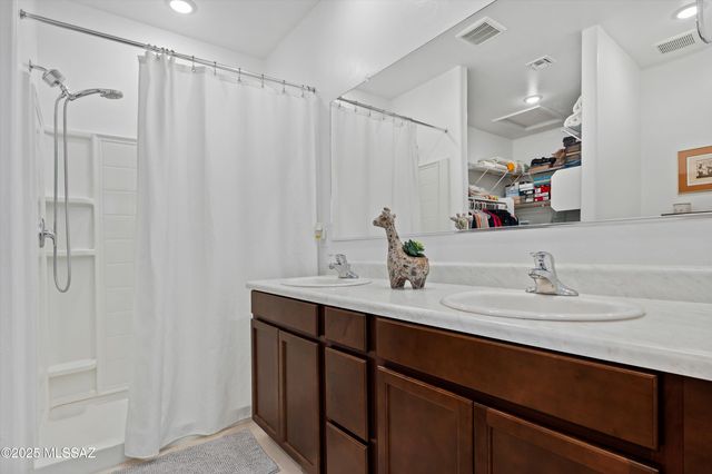 22093 E Cirrus Street, Red Rock, AZ 85145