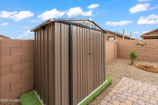 22093 E Cirrus Street, Red Rock, AZ 85145