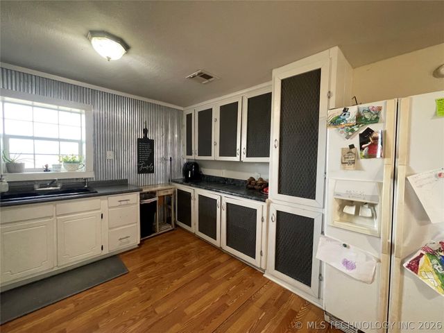 438474 E 350th Road, Big Cabin, OK 74332