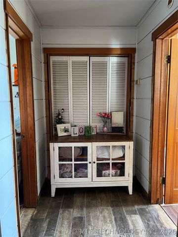 438474 E 350th Road, Big Cabin, OK 74332