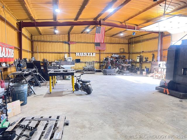 438474 E 350th Road, Big Cabin, OK 74332