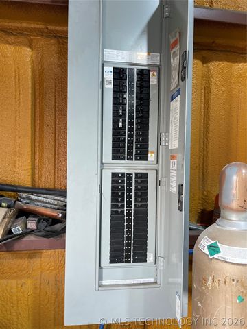 438474 E 350th Road, Big Cabin, OK 74332