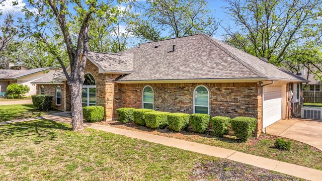 5124 Wedgefield Road, Granbury, TX 76049