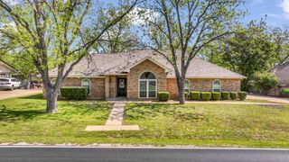 5124 Wedgefield Road, Granbury, TX 76049