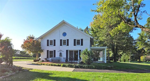4066 Maplegrove Avenue, Louisville, OH 44641