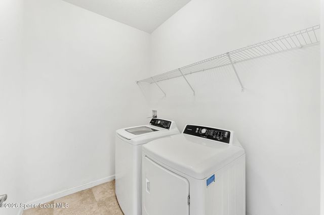 704 Remington Green Drive SE, Palm Bay, FL 32909