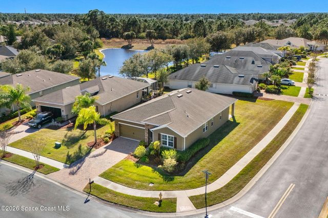 704 Remington Green Drive SE, Palm Bay, FL 32909