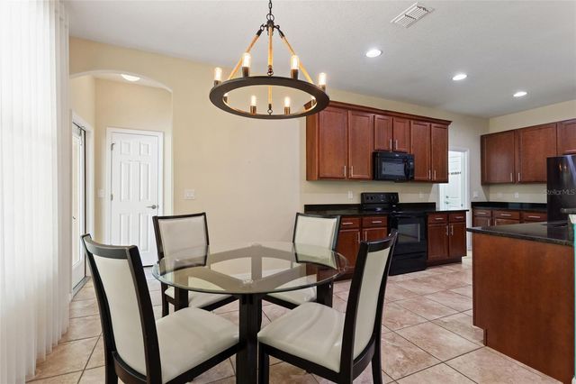 256 YELLOW SNAPDRAGON DRIVE, Davenport, FL 33837