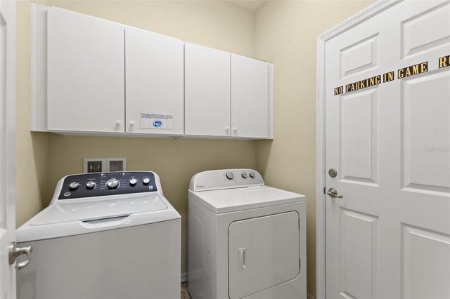 256 YELLOW SNAPDRAGON DRIVE, Davenport, FL 33837