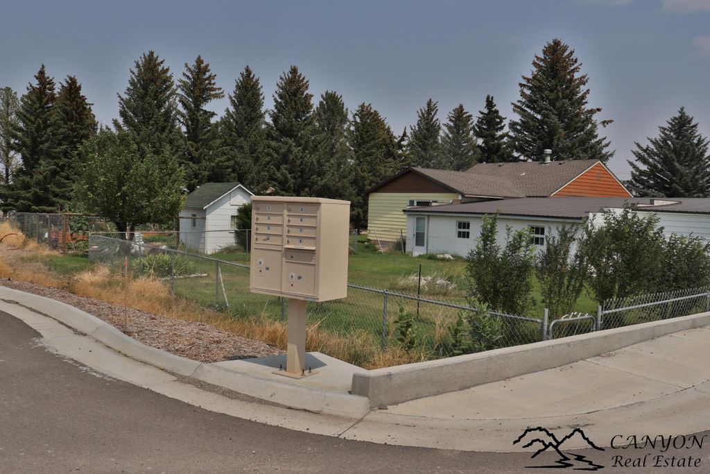 TBD Sierra Vista Court, Cody, WY 82414 photo 3