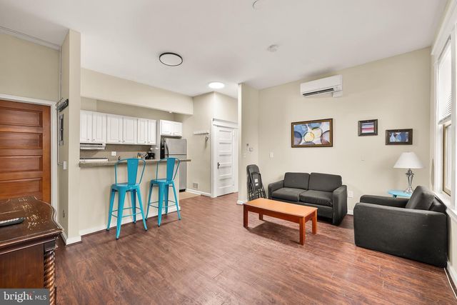 500 9TH ST SE, Washington, DC 20003
