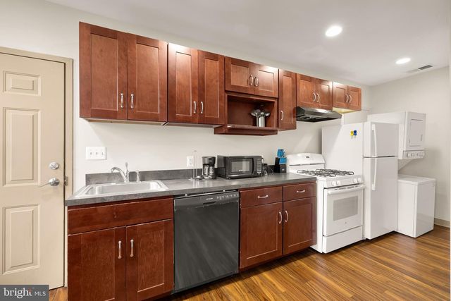 500 9TH ST SE, Washington, DC 20003