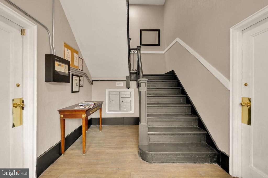 500 9TH ST SE, Washington, DC 20003