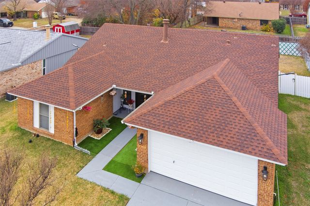 4838 Trailwood Drive, Grand Prairie, TX 75052