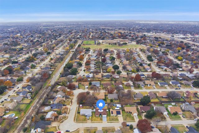 4838 Trailwood Drive, Grand Prairie, TX 75052