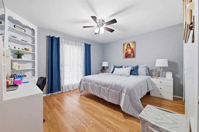 4838 Trailwood Drive, Grand Prairie, TX 75052