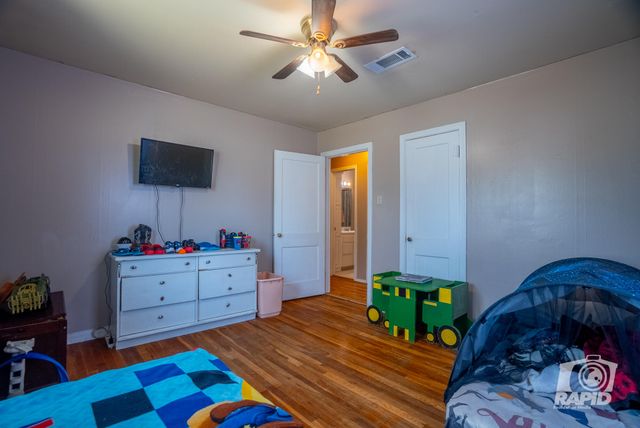 1024 N Bishop Street, San Angelo, TX 76901