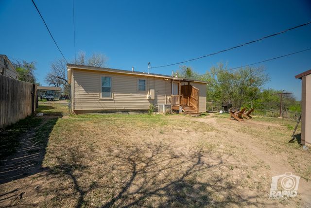 1024 N Bishop Street, San Angelo, TX 76901