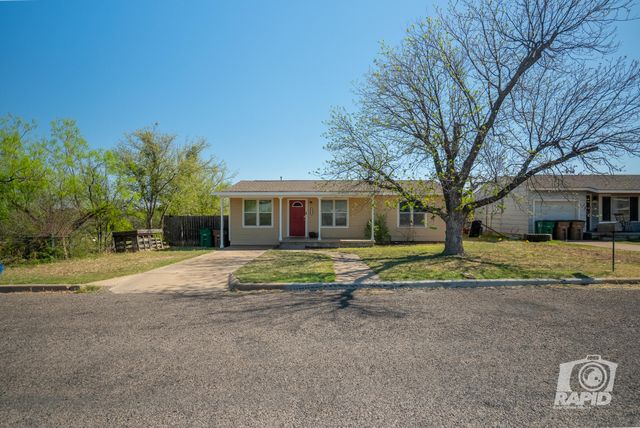 1024 N Bishop Street, San Angelo, TX 76901