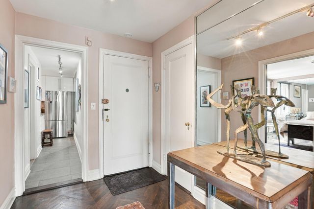 400 E 59th St Apt 16D, New York City, NY 10022