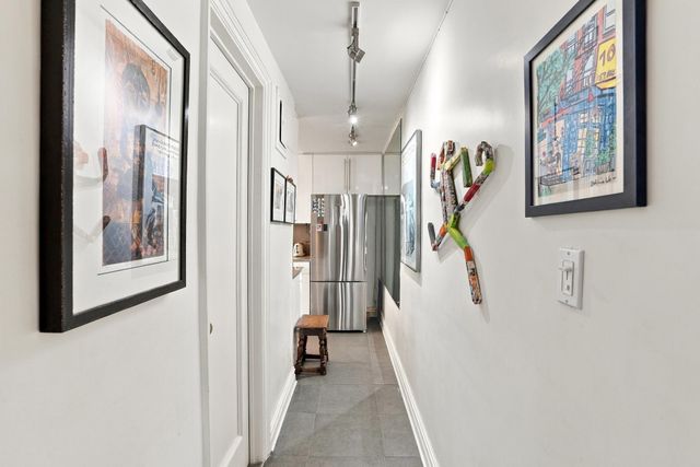 400 E 59th St Apt 16D, New York City, NY 10022