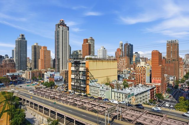 400 E 59th St Apt 16D, New York City, NY 10022