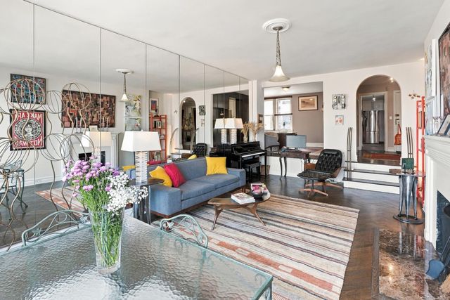 400 E 59th St Apt 16D, New York City, NY 10022